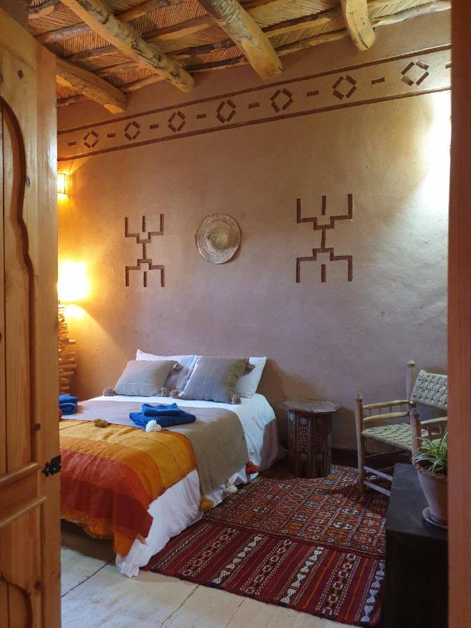 Maison D'Hotes Izza Kelaat-M'Gouna Exterior photo