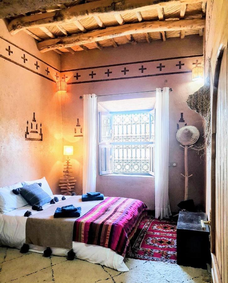 Maison D'Hotes Izza Kelaat-M'Gouna Exterior photo
