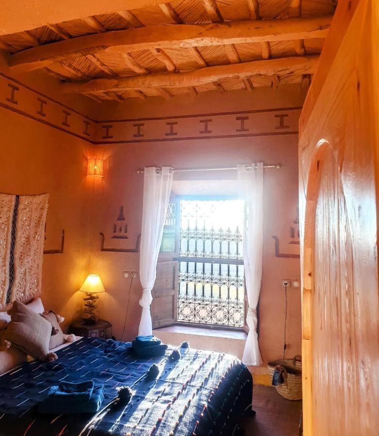 Maison D'Hotes Izza Kelaat-M'Gouna Exterior photo