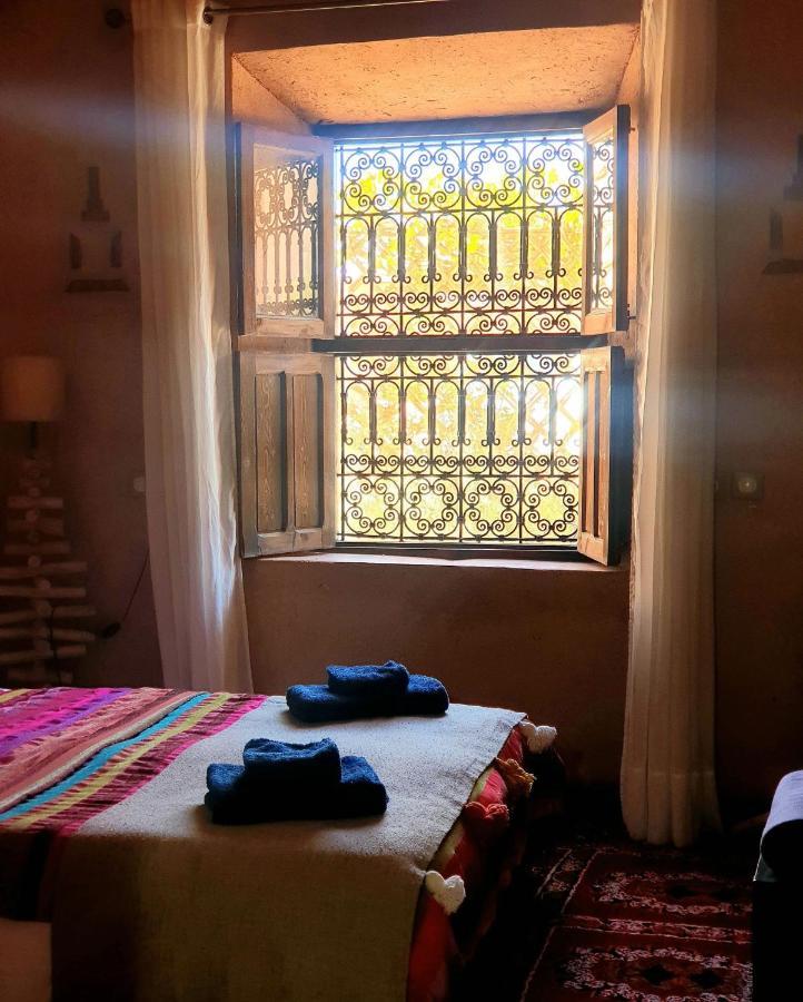 Maison D'Hotes Izza Kelaat-M'Gouna Exterior photo