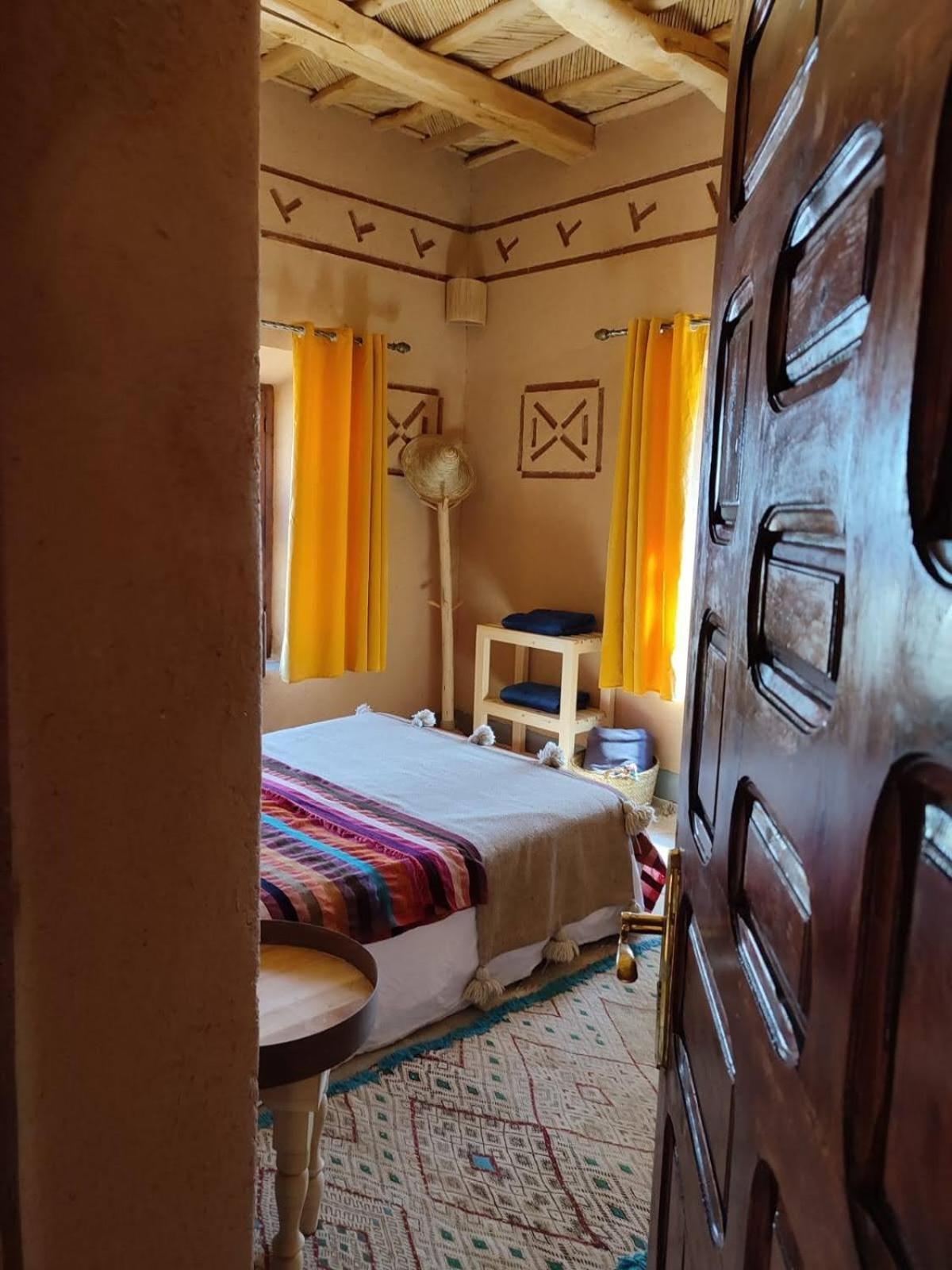 Maison D'Hotes Izza Kelaat-M'Gouna Exterior photo
