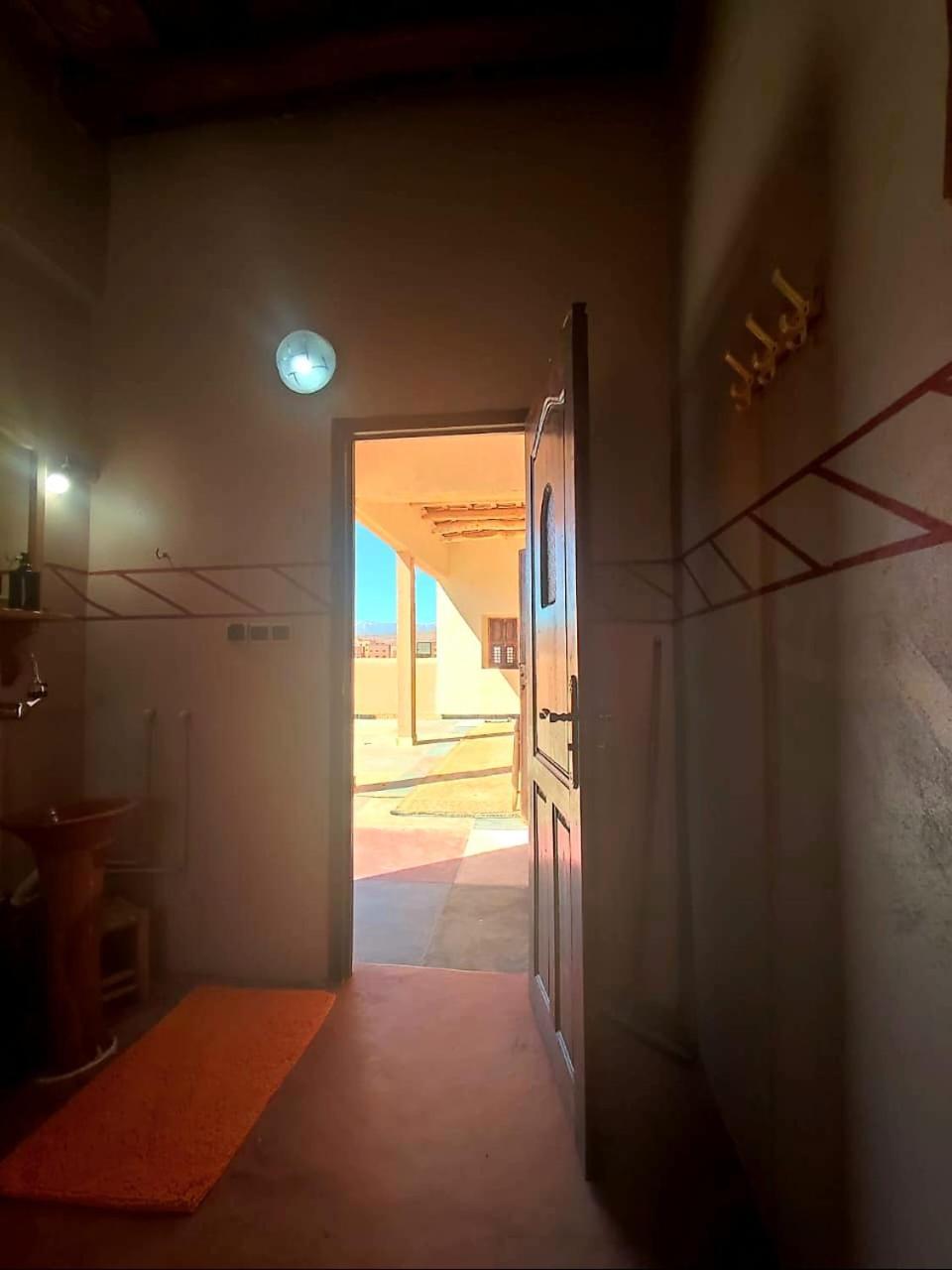Maison D'Hotes Izza Kelaat-M'Gouna Exterior photo